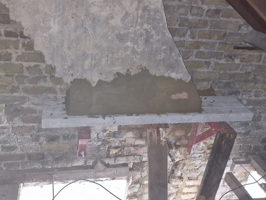 Chimney breast removed and steel support installed in a loft